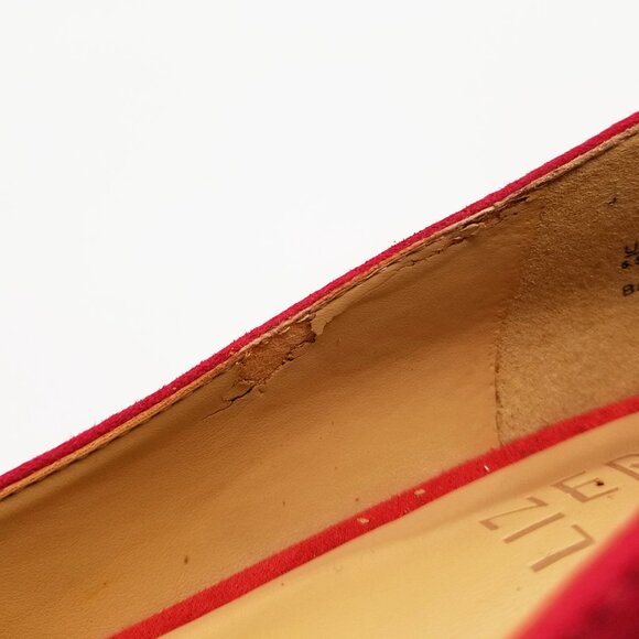 Naturalizer Pippa Suede Pumps 6.5M Red Pointy Toe Kitten Heel Comfort Cushion - Picture 15 of 16